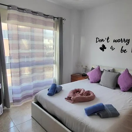 Your Coastal Getaway Apartment *